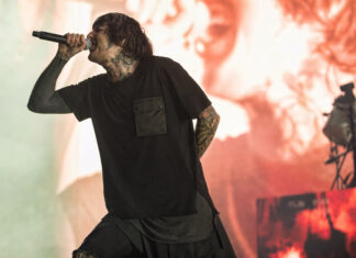 Bring Me The Horizon, Sleep Token, & Deftones Among Louder Than Life Headliners Oliver Sykes of Bring Me The Horizon in concert in 2016