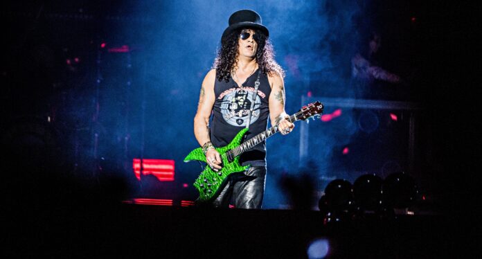 Slash plays with Guns N' Roses in Sweden in 2017