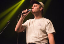 Mac DeMarco “Here Comes The Cowboy”: Refreshingly Simple Mac Demarco performing in London in 2017