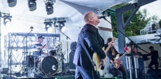 Pixies perform in Glasgow, Scotland in 2017