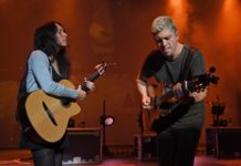 Hear Rodrigo y Gabriela’s Epic Cover of Pink Floyd’s “Echoes”