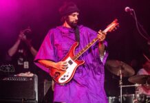 Kasabian’s Serge Pizzorno Shares His Thoughts On Going Solo Kasabian's Serge Pizzorno in concert in 2018