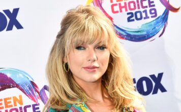 Taylor Swift at the Teen Choice Awards 2019