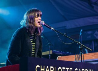 Charlotte Cardin in concert in Austin, Texas in 2018.