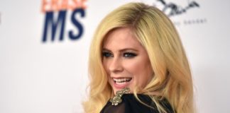 Avril Lavigne at the Race to Erase MS Gala in 2018