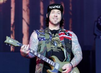 Zacky Vengeance of Avenged Sevenfold in concert at Download Festival in 2018