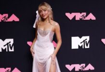 Sabrina Carpenter’s New Album “Short n’ Sweet” Coming Out in August Sabrina Carpenter at the 2023 MTV Video Music Awards